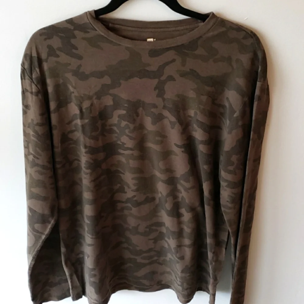 Gap Long Sleeve Camouflage Shirt for men Size M - Picture 2 of 4